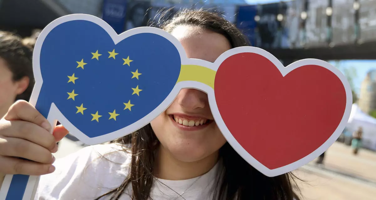 Symbolbild Europa mit Herz. © Europäische Union, 2018 - EP (Didier Bauweraets) Symbolbild Europa mit Herz. © Europäische Union, 2018 - EP (Didier Bauweraets)